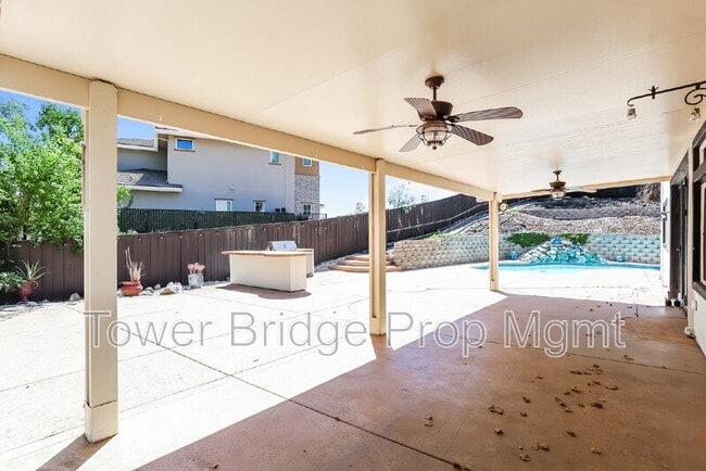 Building Photo - 1518 Southridge Ct