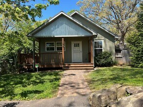 Building Photo - East Asheville - Contemporary Bungalow