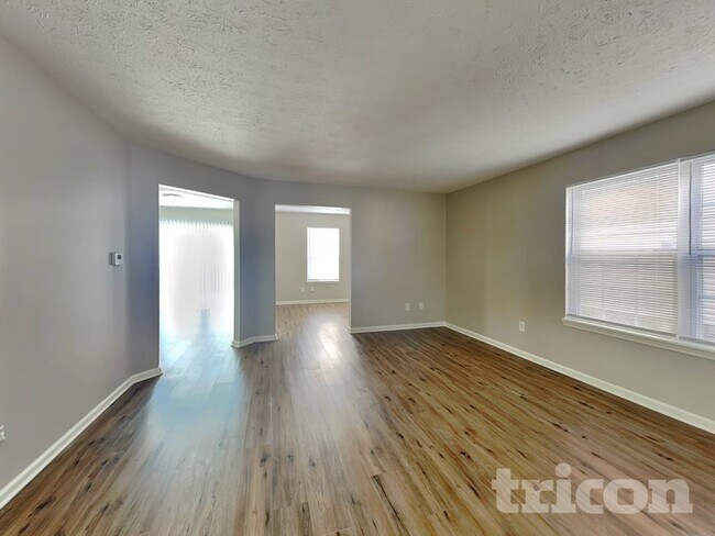 Building Photo - 8146 Birchfield Dr