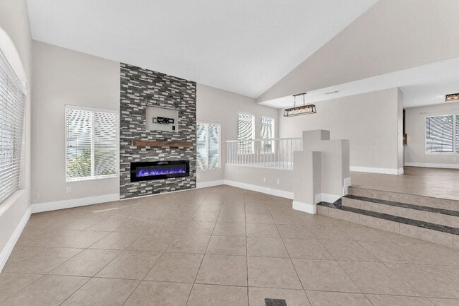 Building Photo - 7237 Buglehorn St