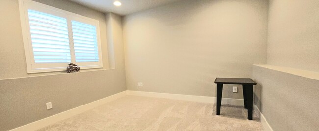 Building Photo - Terrific 2bedbroom in Tehaleh Community (C...