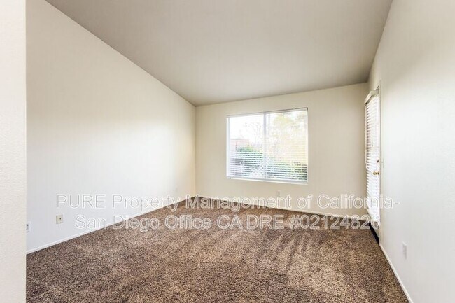 Building Photo - 31977 Arlington Cir