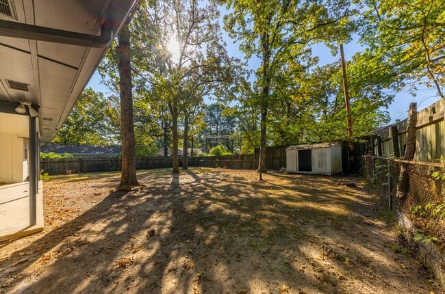 Building Photo - Welcome home!