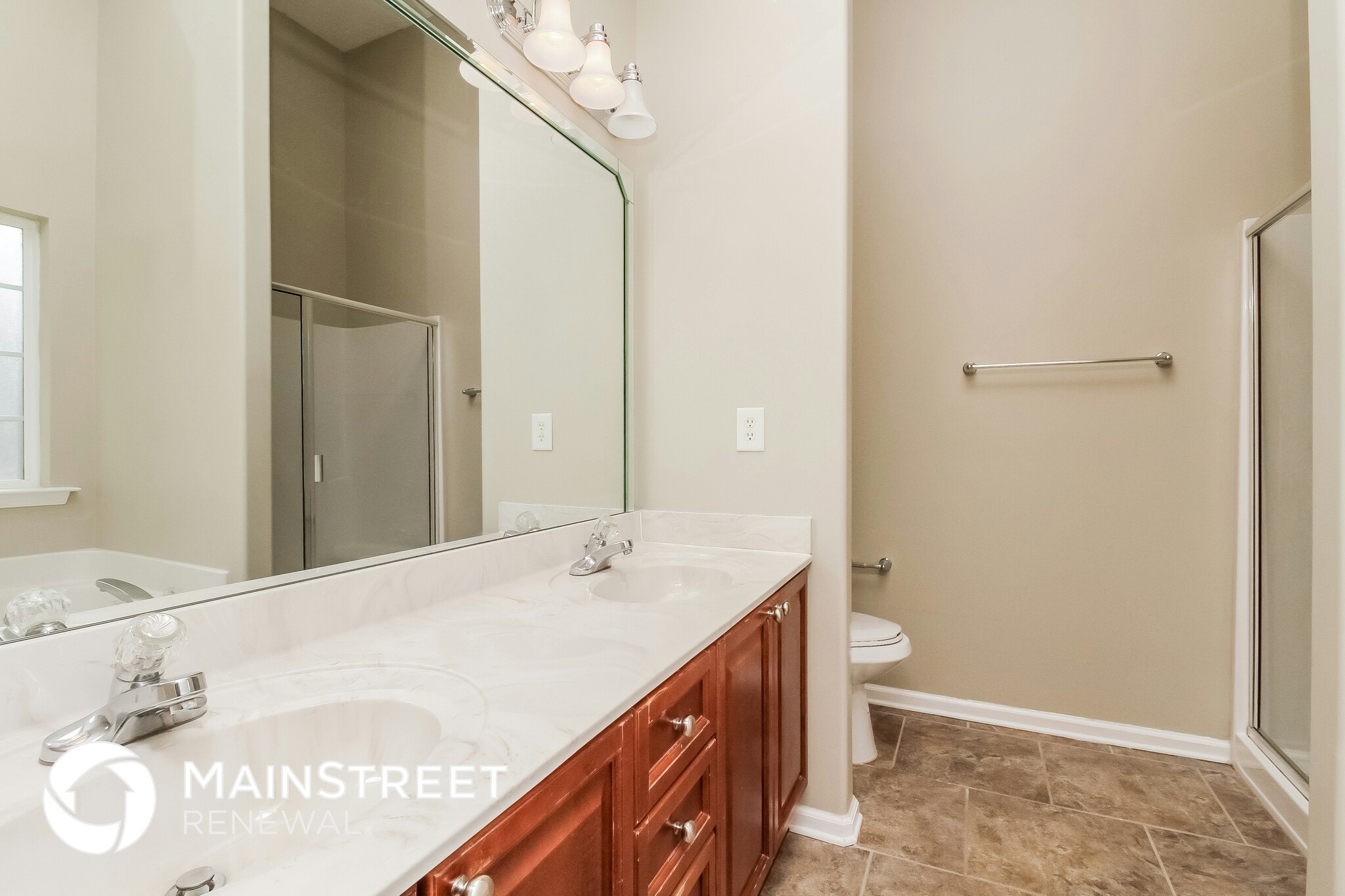 Building Photo - 1740 Woodland Pointe Dr