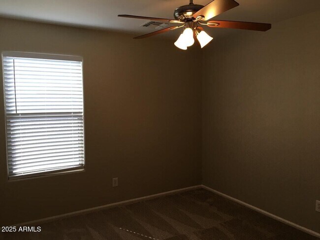 Building Photo - 2503 W White Feather Ln