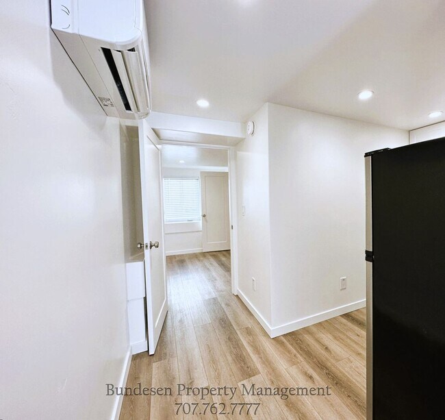 Building Photo - 134 Howard St