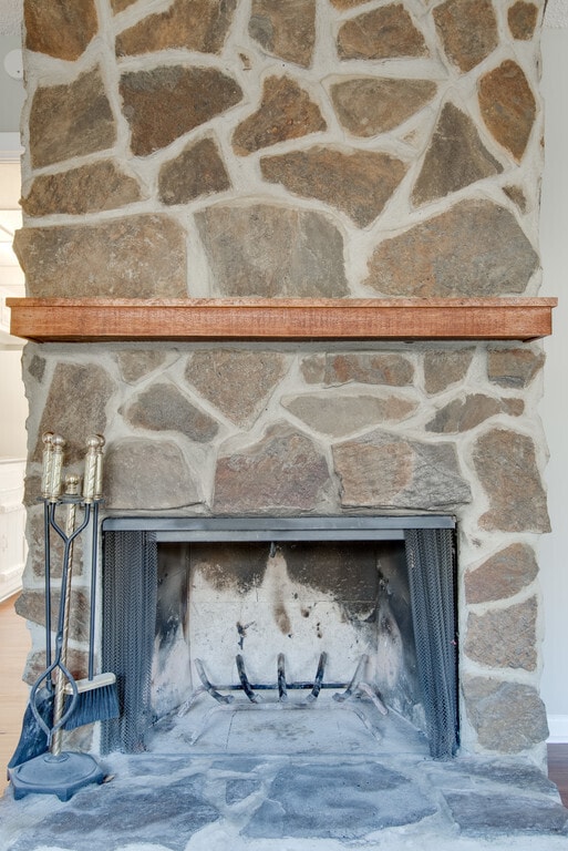 Building Photo - Amazing and spacious 3/2.5 Hermitage Townhouse with fireplace & patio!!! Pets ok!