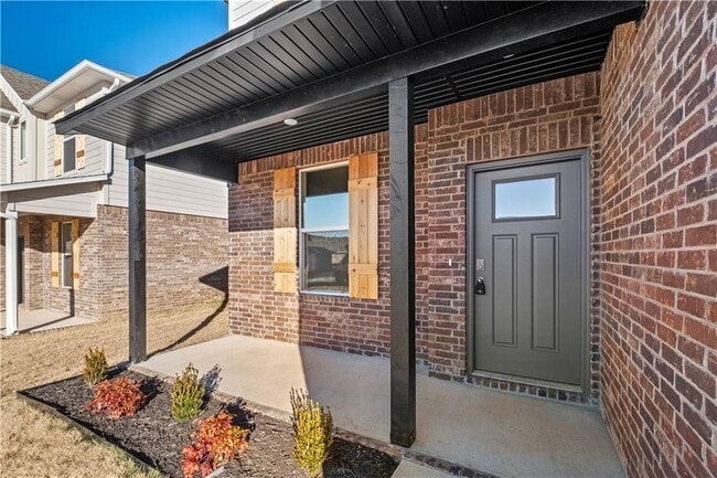 Building Photo - 4670 W Aurora St