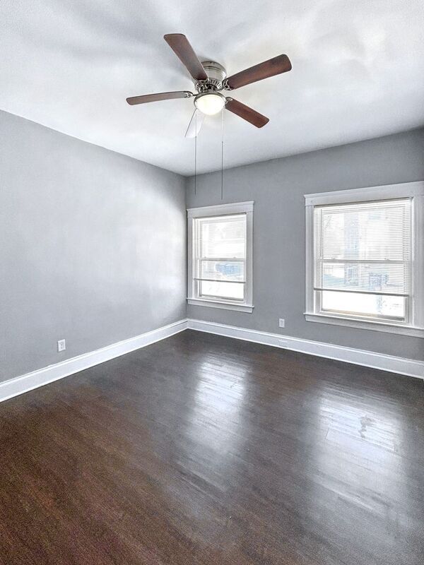 Building Photo - 1986 W 54th St