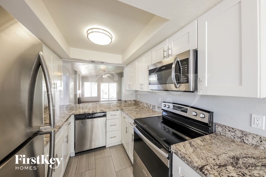 Building Photo - 23818 N 38th Ave