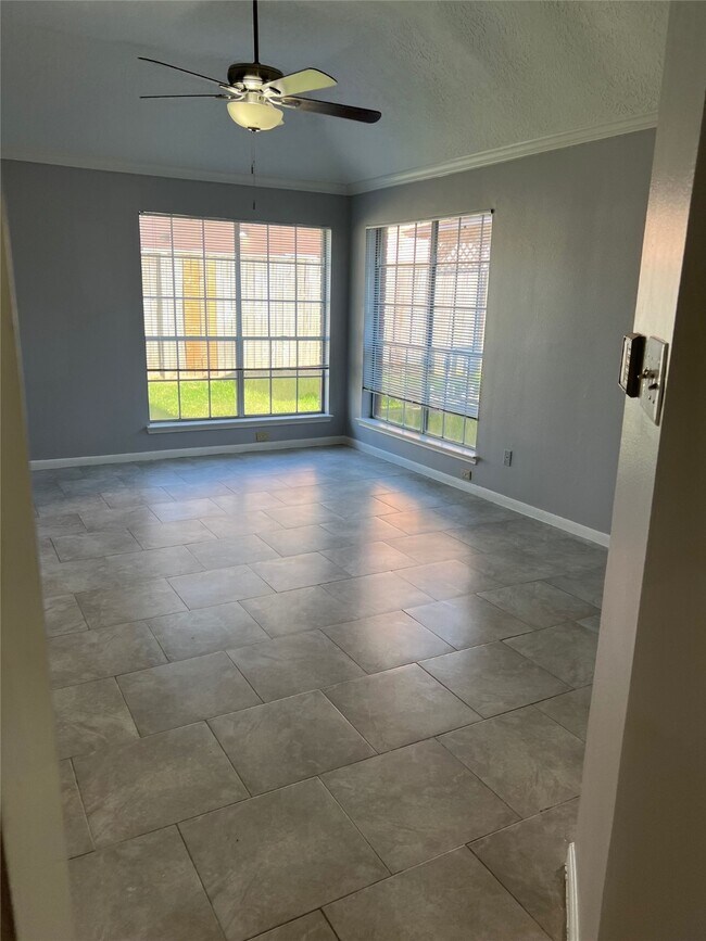 Building Photo - 3311 Ashlock Dr