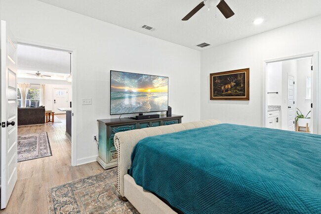Building Photo - 65 Marsh Landing N