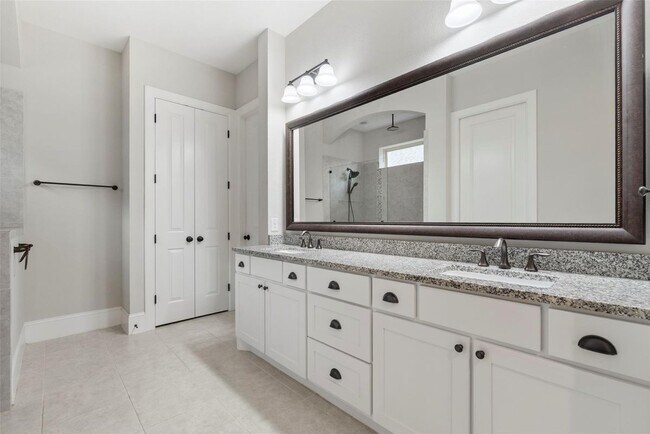 Building Photo - 17703 Sequoia Kings Dr