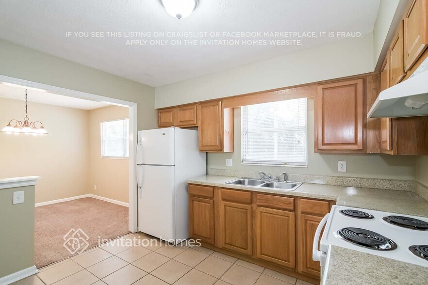 Building Photo - 1116 Willow Ln