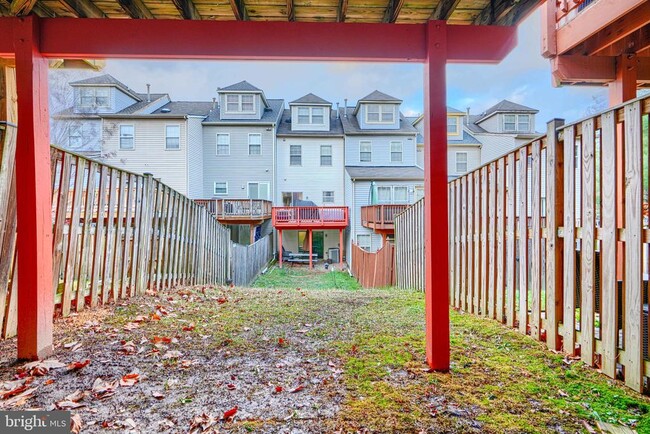 Building Photo - 8 Katurah Ln