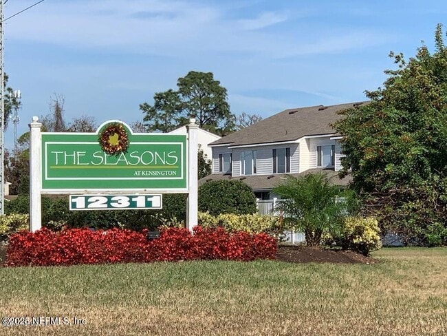 Building Photo - 12311 Kensington Lakes Dr