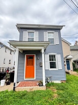 Front of House - 70 New Charlotte St
