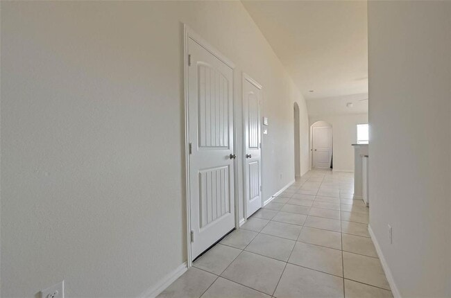 Building Photo - 20323 Creekdale Bend Dr