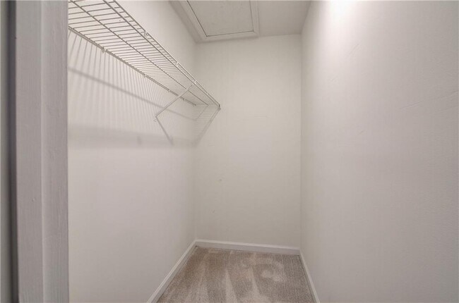 Building Photo - 1028 Windy Oaks Ct