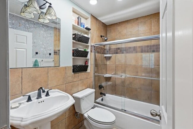 Building Photo - 9901 Chukar Bend