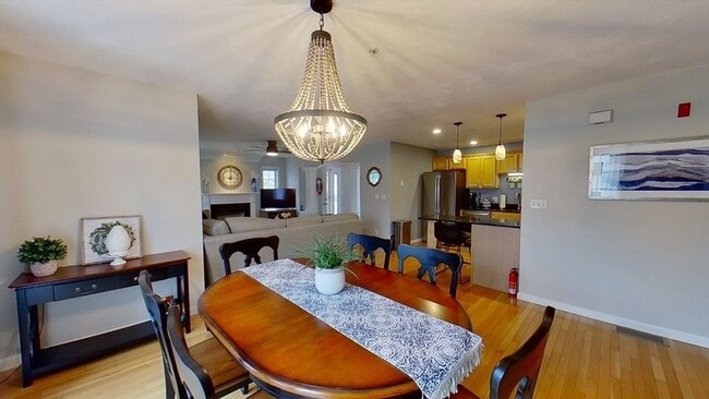 Building Photo - 206 Tamarack Ln