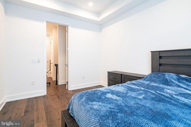 Building Photo - 1757 Waterloo St