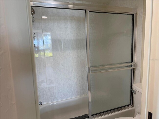 Building Photo - 618 Bird Bay Dr S