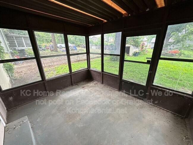 Building Photo - 8648 E 52 Terrace