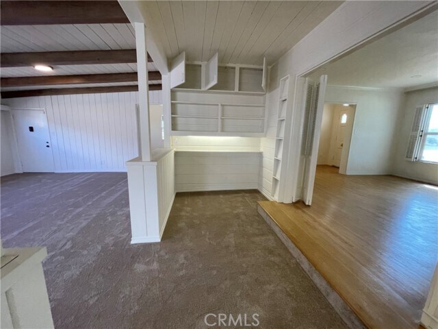 Building Photo - 1631 E Bixby Rd