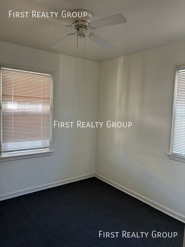 Building Photo - 714 Nordale Ave