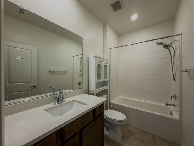 Building Photo - 2048 Ballet Way