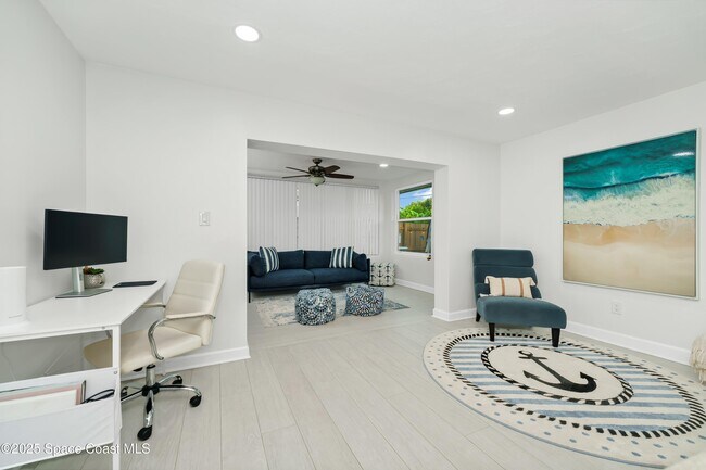 Building Photo - 363 Harbor Dr