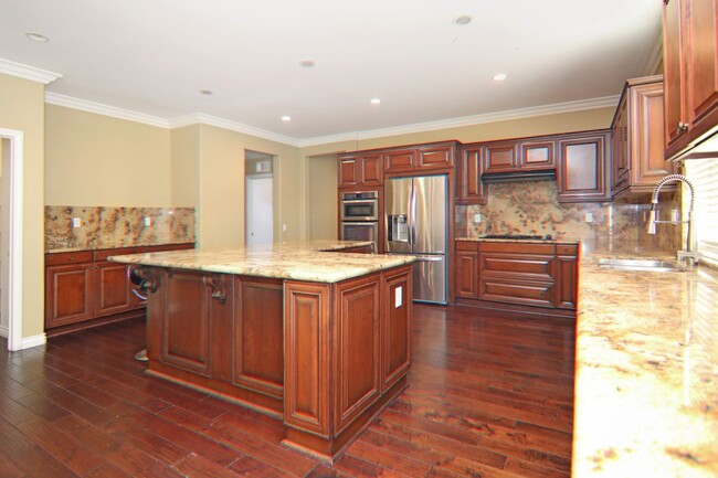 Building Photo - 1212 Lavendar Way