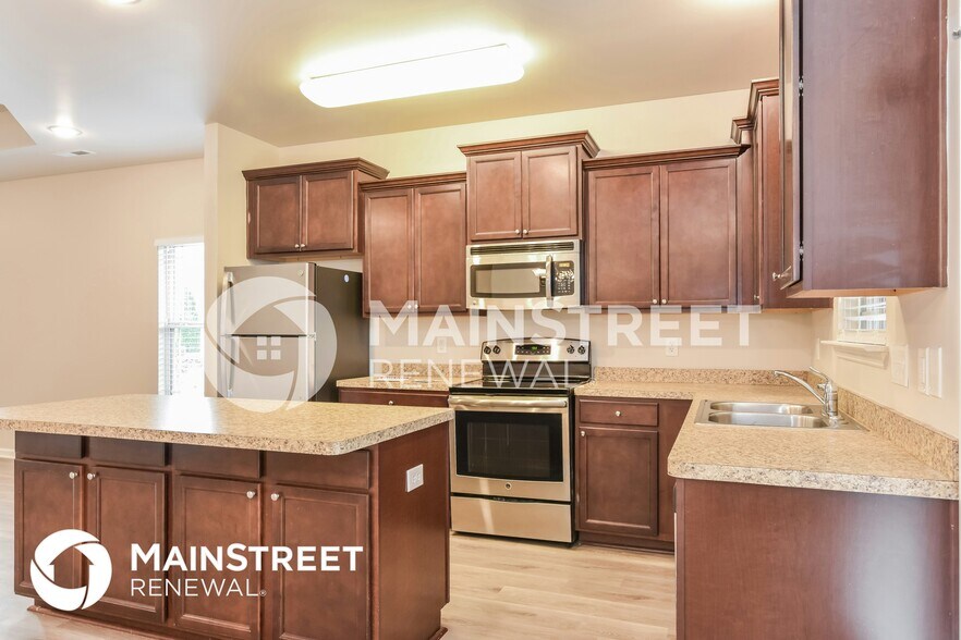 Building Photo - 124 Clydesdale Ln