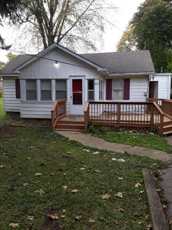 Building Photo - 1852 Beechmont St