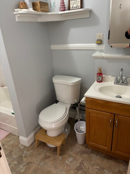 Building Photo - 3 Mars St