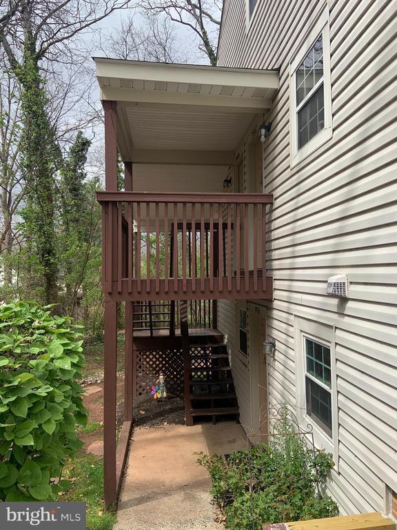 Building Photo - 9949 Grapewood Ct