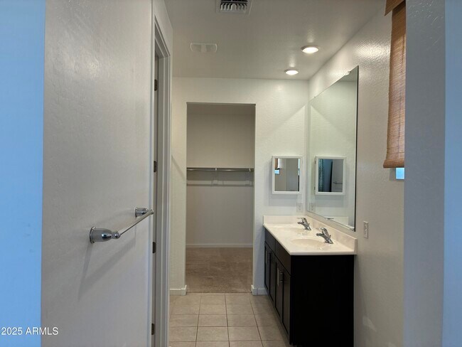 Building Photo - 27371 N 176th Dr