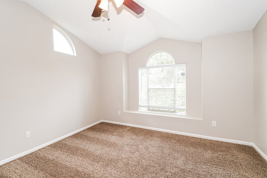 Building Photo - 8522 Sugartree Dr