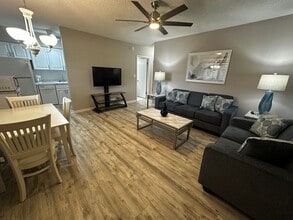 Building Photo - Furnished 2 Bedroom Condo-AVAILABLE NOW-Po...