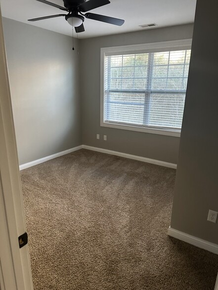 Building Photo - 172 Cedar Creek Rd