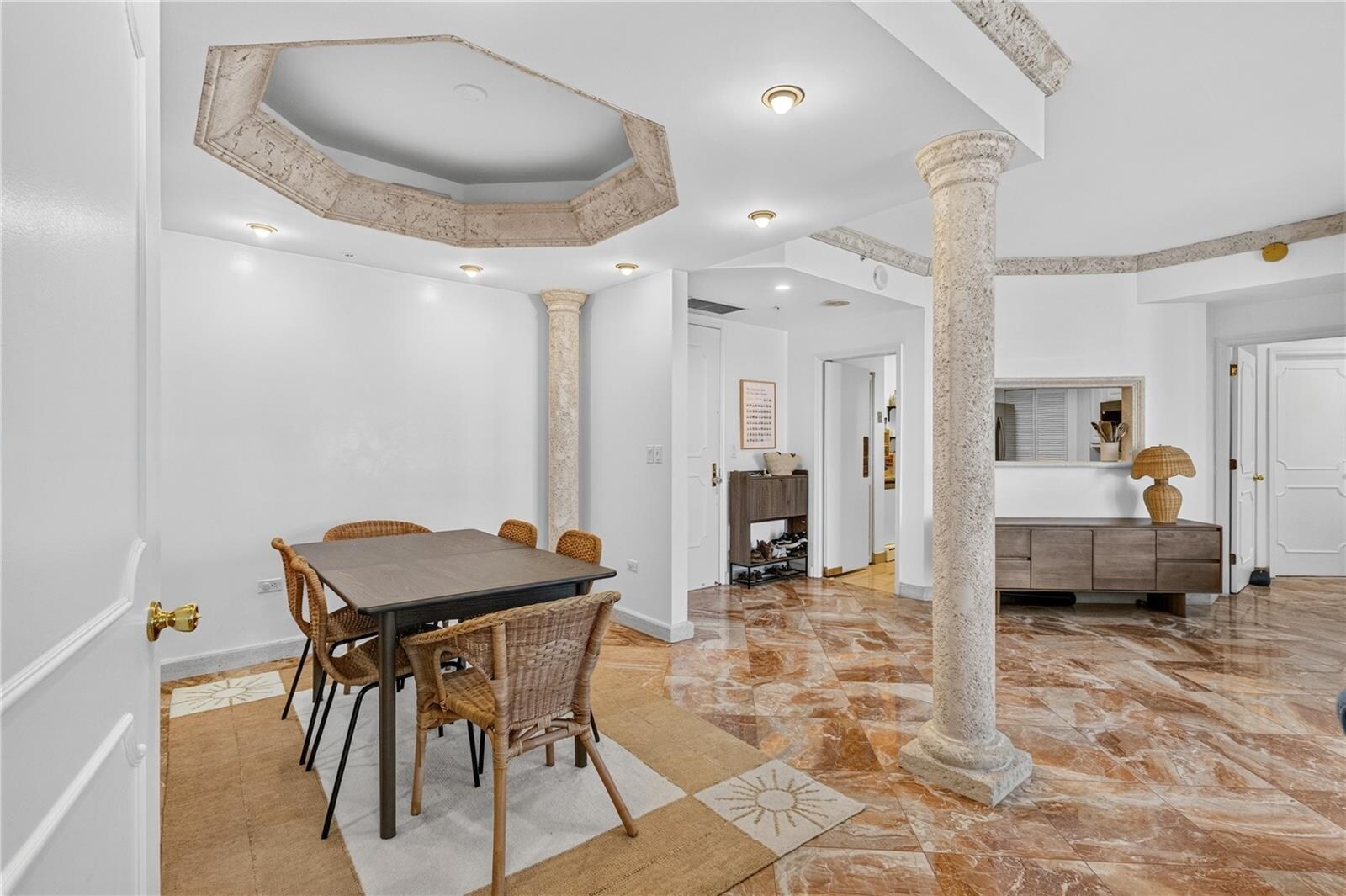 Building Photo - 888 Brickell Key Dr