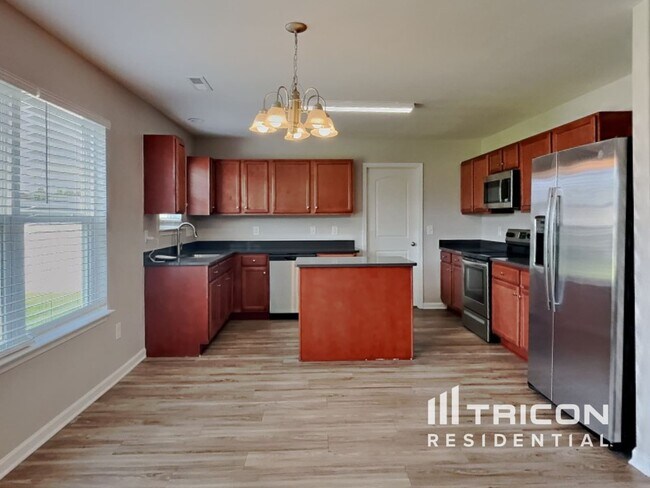 Building Photo - 12 Stoud Cir