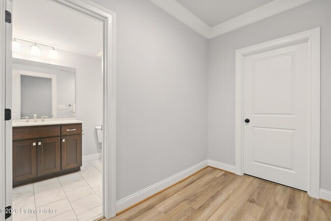 Building Photo - 6218 Mistflower Cir