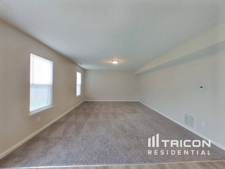 Building Photo - 2984 W Sampler St