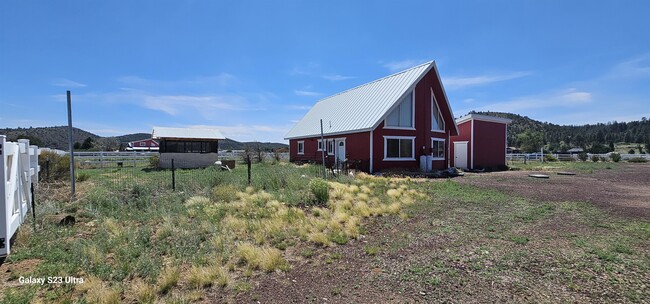 Building Photo - 8475 Selma Ln
