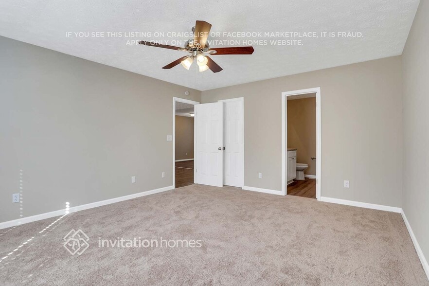 Building Photo - 194 Valley Dr