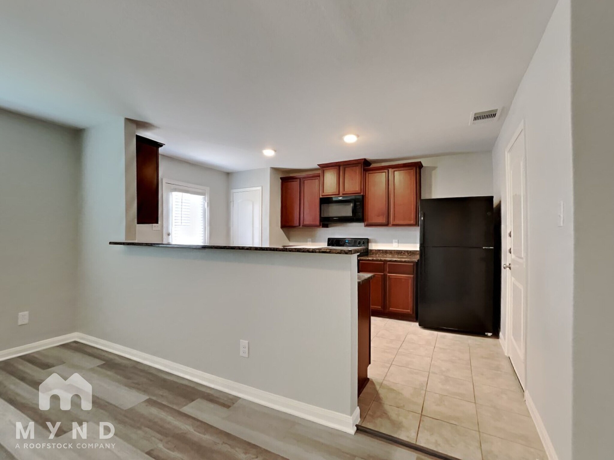 Building Photo - 5622 Rainbow Rd.