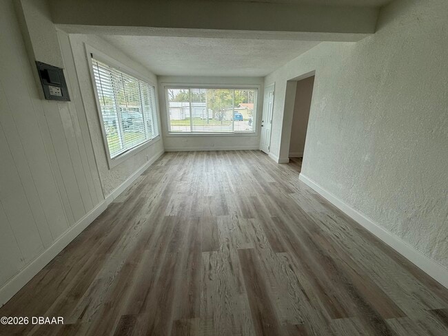 Building Photo - 157 15th St