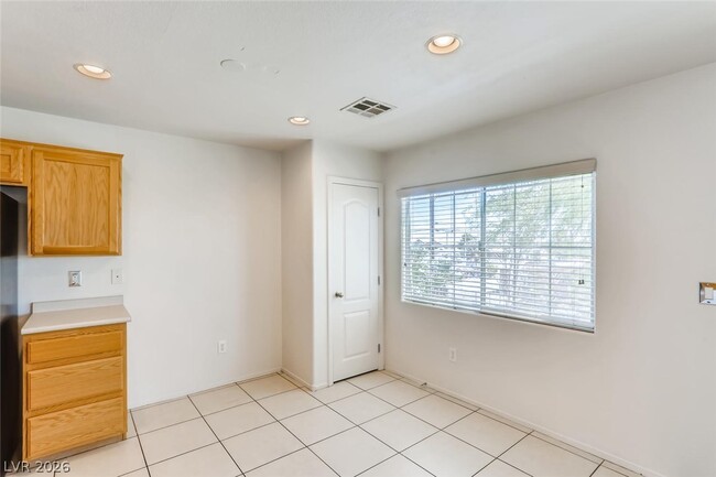 Building Photo - 1735 Ferrell St